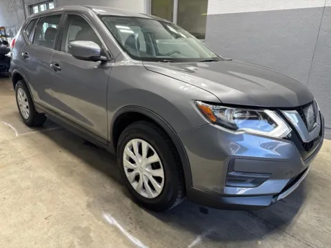 More photos of 2017 Nissan Rogue S at Metro Nissan of Indianapolis, IN