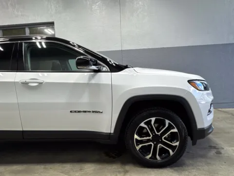 More photos of 2022 Jeep Compass Limited at Metro Nissan of Indianapolis, IN