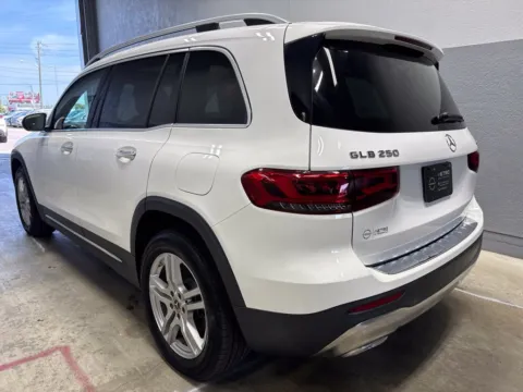 More photos of 2023 Mercedes-Benz GLB 250 at Metro Nissan of Indianapolis, IN