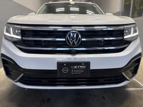 Another view of 2023 Volkswagen Atlas 3.6L V6 SEL Premium R-Line for sale in Indianapolis, IN at Metro Nissan of Indianapolis