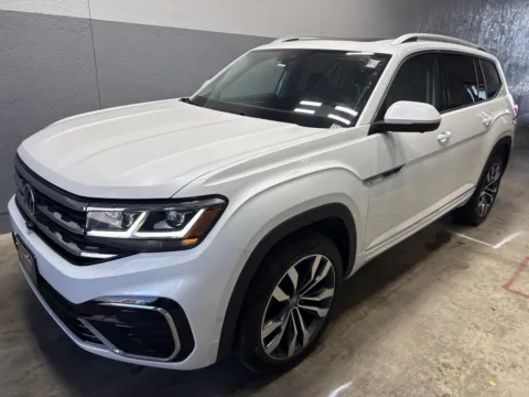 More photos of 2023 Volkswagen Atlas 3.6L V6 SEL Premium R-Line at Metro Nissan of Indianapolis, IN