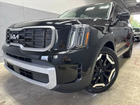 Black 2024 Kia Telluride S for sale in Indianapolis, IN