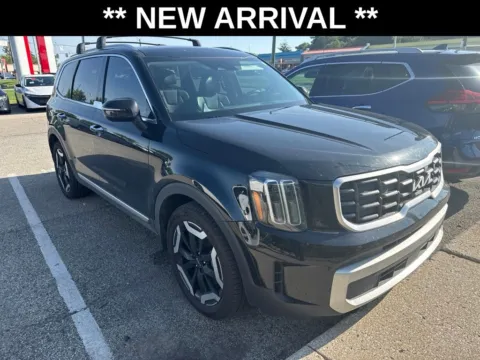 Photos of 2024 Kia Telluride S for sale in Indianapolis, IN at Metro Nissan of Indianapolis