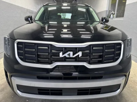 More photos of 2024 Kia Telluride S at Metro Nissan of Indianapolis, IN