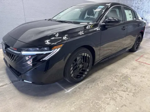 More photos of 2027 Nissan Sentra SR at Metro Nissan of Indianapolis, IN