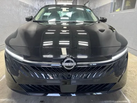 More photos of 2027 Nissan Sentra SR at Metro Nissan of Indianapolis, IN