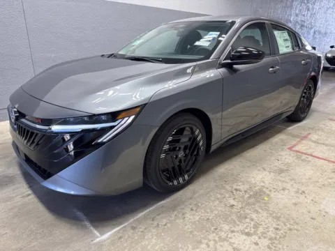More photos of 2027 Nissan Sentra SR at Metro Nissan of Indianapolis, IN