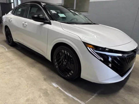 More photos of 2027 Nissan Sentra SR at Metro Nissan of Indianapolis, IN