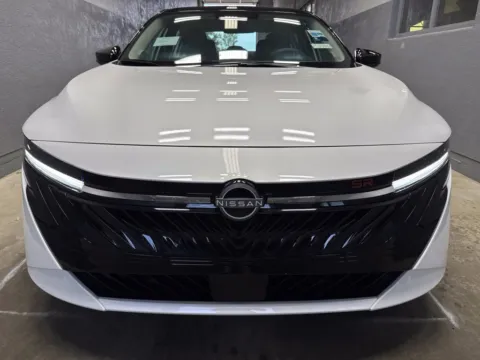 More photos of 2027 Nissan Sentra SR at Metro Nissan of Indianapolis, IN