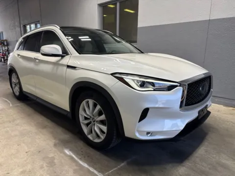 More photos of 2019 INFINITI QX50 LUXE at Metro Nissan of Indianapolis, IN