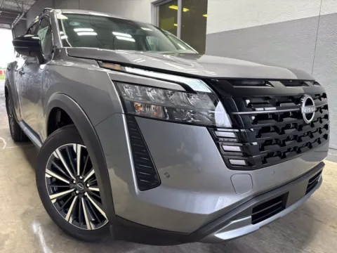 Photos of 2026 Nissan Pathfinder Platinum for sale in Indianapolis, IN at Metro Nissan of Indianapolis