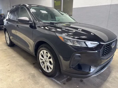More photos of 2024 Ford Escape Active at Metro Nissan of Indianapolis, IN