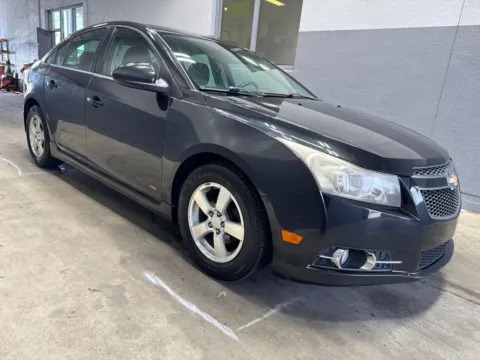 More photos of 2014 Chevrolet Cruze 1LT at Metro Nissan of Indianapolis, IN