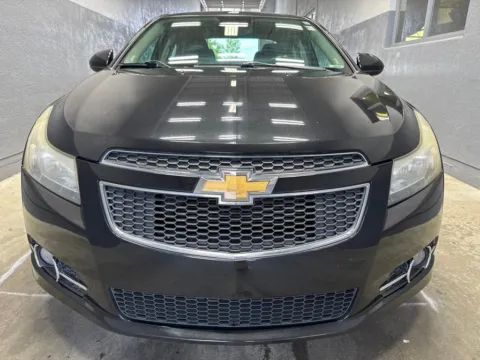 More photos of 2014 Chevrolet Cruze 1LT at Metro Nissan of Indianapolis, IN