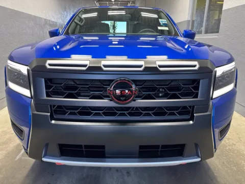 More photos of 2027 Nissan Frontier PRO-4X at Metro Nissan of Indianapolis, IN