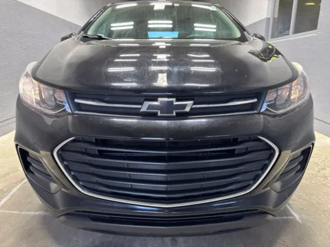 More photos of 2020 Chevrolet Trax LS at Metro Nissan of Indianapolis, IN
