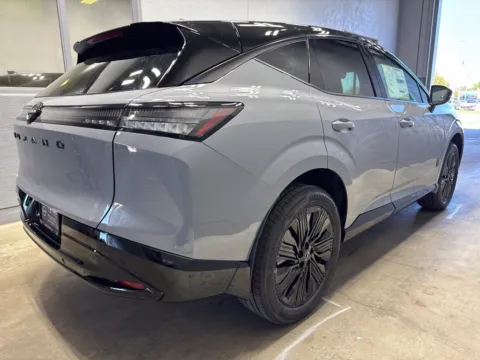 More photos of 2027 Nissan Murano Dark Armor at Metro Nissan of Indianapolis, IN