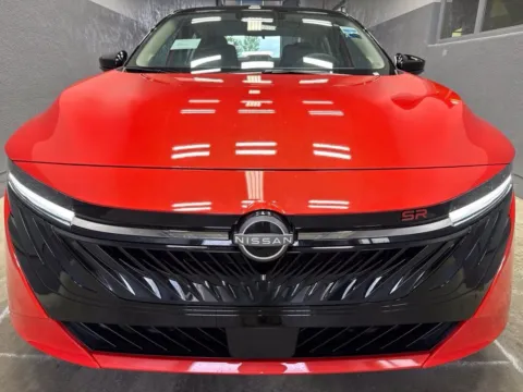 More photos of 2027 Nissan Sentra SR at Metro Nissan of Indianapolis, IN