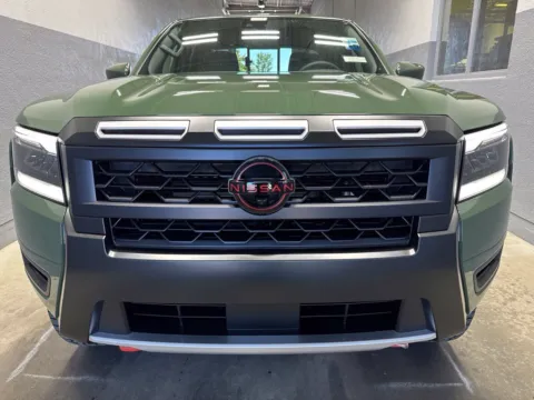 More photos of 2027 Nissan Frontier PRO-4X at Metro Nissan of Indianapolis, IN