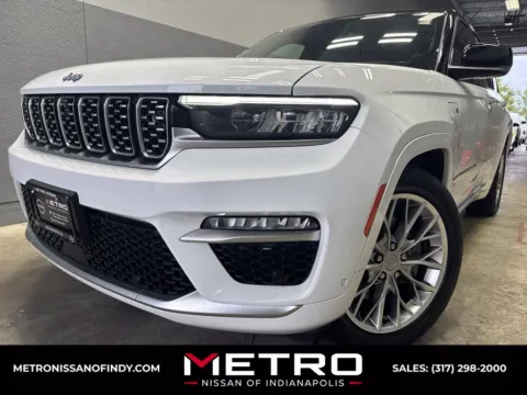 White 2023 Jeep Grand Cherokee Summit 4xe for sale in Indianapolis, IN