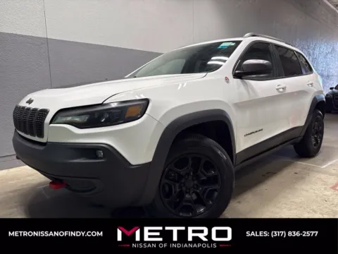 White 2019 Jeep Cherokee Trailhawk for sale in Indianapolis, IN