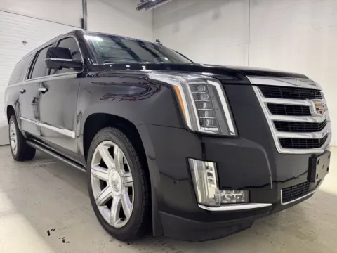 More photos of 2017 Cadillac Escalade ESV Premium at Metro Nissan of Indianapolis, IN