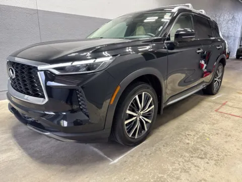 More photos of 2023 INFINITI QX60 Sensory at Metro Nissan of Indianapolis, IN