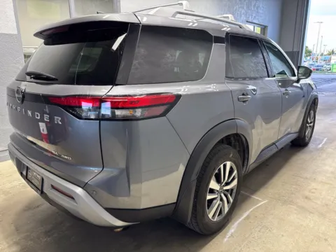 Another view of 2025 Nissan Pathfinder SL for sale in Indianapolis, IN at Metro Nissan of Indianapolis