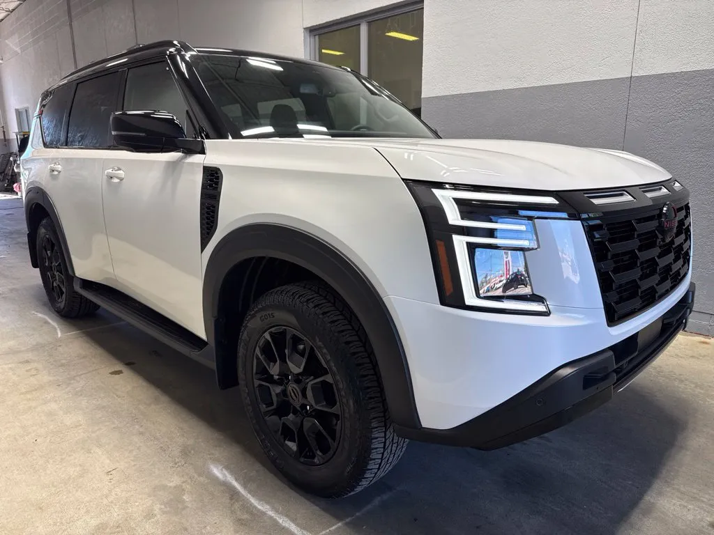 2026 Nissan Armada PRO-4X - Photo 6