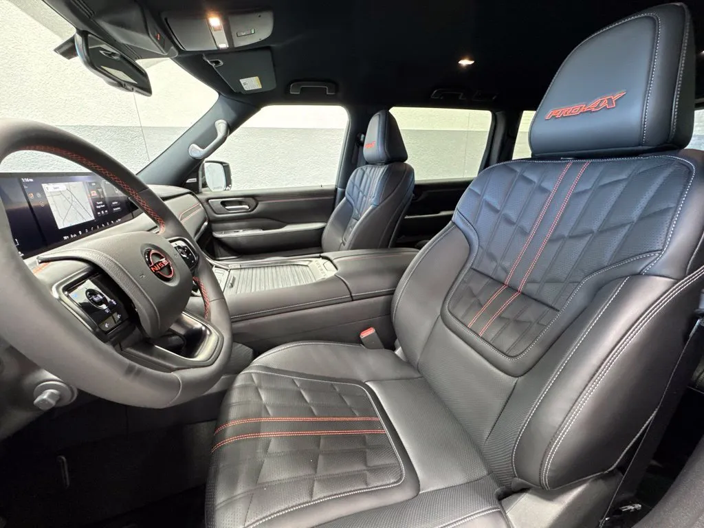 2026 Nissan Armada PRO-4X - Photo 9
