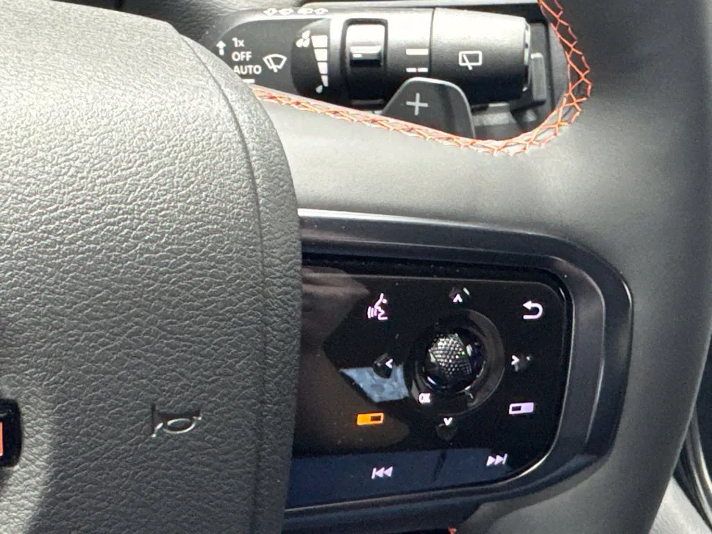 2026 Nissan Armada PRO-4X - Photo 14