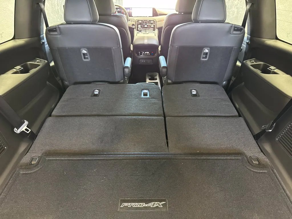 2026 Nissan Armada PRO-4X - Photo 34