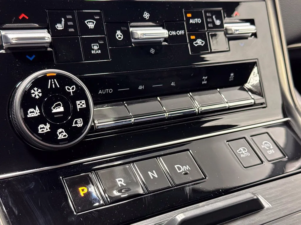2026 Nissan Armada PRO-4X - Photo 17