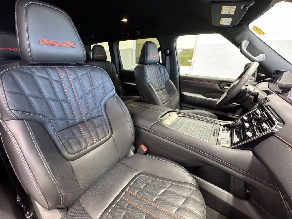 2026 Nissan Armada PRO-4X - Photo 39