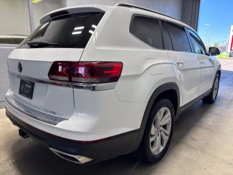 Another view of 2022 Volkswagen Atlas 3.6L V6 SE w/Technology for sale in Indianapolis, IN at Metro Nissan of Indianapolis