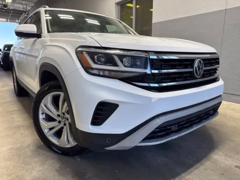 Photos of 2022 Volkswagen Atlas 3.6L V6 SE w/Technology for sale in Indianapolis, IN at Metro Nissan of Indianapolis