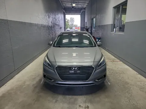 Another view of 2017 Hyundai Sonata Hybrid Limited for sale in Indianapolis, IN at Metro Nissan of Indianapolis