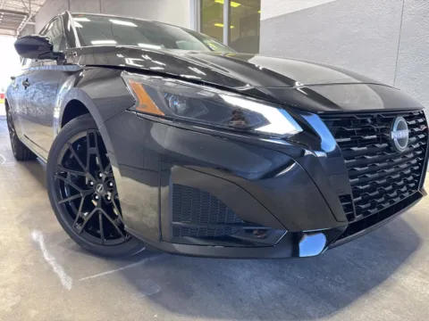 Photos of 2026 Nissan Altima 2.5 SR for sale in Indianapolis, IN at Metro Nissan of Indianapolis