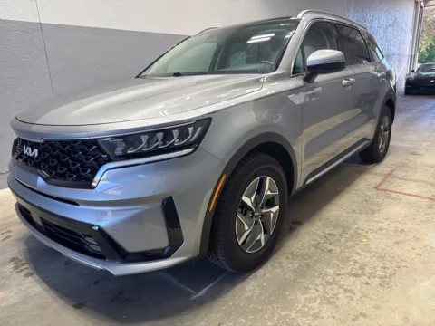 More photos of 2022 Kia Sorento Hybrid EX at Metro Nissan of Indianapolis, IN
