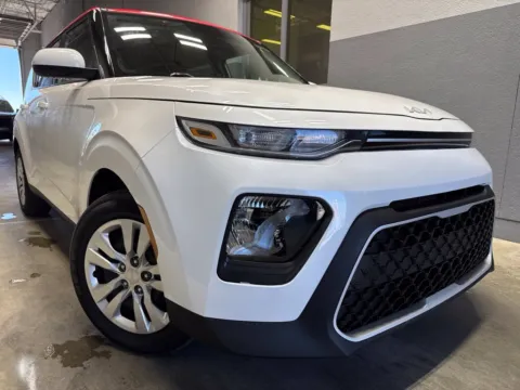 Photos of 2022 Kia Soul LX for sale in Indianapolis, IN at Metro Nissan of Indianapolis