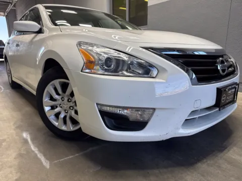 Photos of 2015 Nissan Altima 2.5 S for sale in Indianapolis, IN at Metro Nissan of Indianapolis