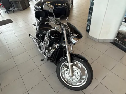 More photos of 2004 Honda VTX Speedwager at Metro Nissan of Indianapolis, IN