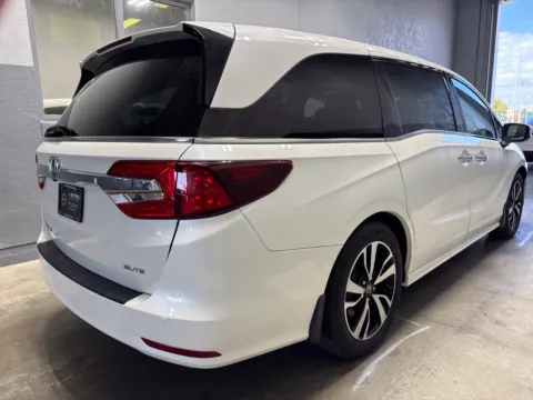 Another view of 2019 Honda Odyssey Elite for sale in Indianapolis, IN at Metro Nissan of Indianapolis