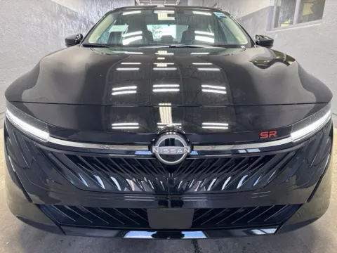 More photos of 2027 Nissan Sentra SR at Metro Nissan of Indianapolis, IN