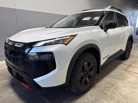 More photos of 2027 Nissan Rogue Rock Creek at Metro Nissan of Indianapolis, IN
