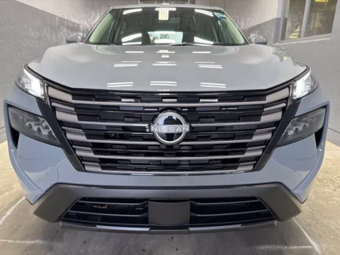 More photos of 2027 Nissan Rogue SV at Metro Nissan of Indianapolis, IN