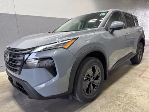 More photos of 2027 Nissan Rogue SV at Metro Nissan of Indianapolis, IN