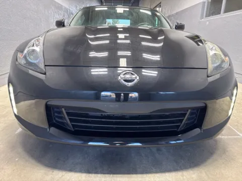 More photos of 2018 Nissan 370Z at Metro Nissan of Indianapolis, IN