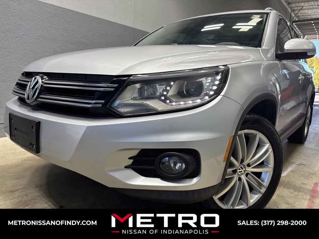 Silver 2016 Volkswagen Tiguan SE for sale in Indianapolis, IN