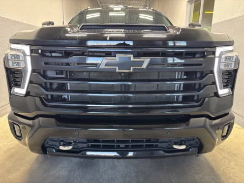 More photos of 2026 Chevrolet Silverado 2500 HD High Country at Metro Nissan of Indianapolis, IN
